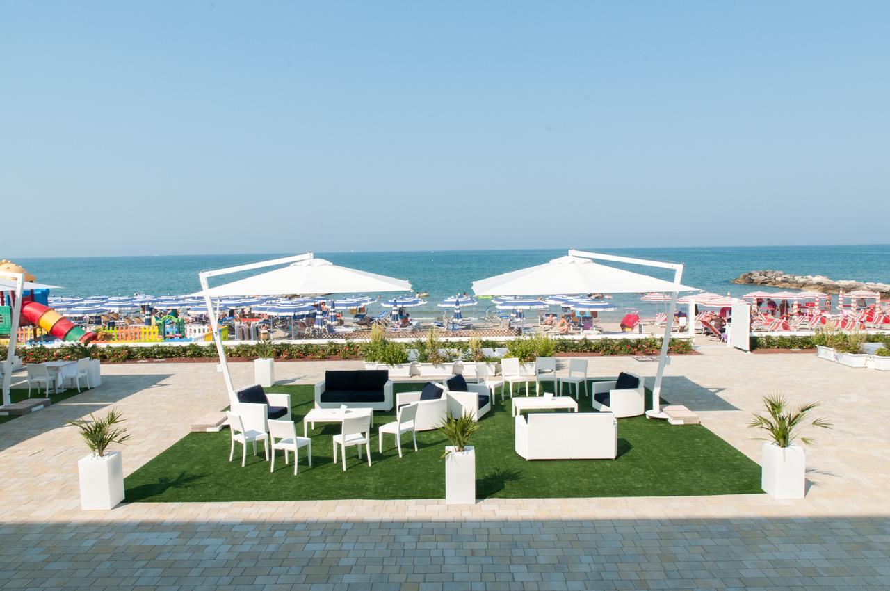 Lungomare Relax Residence Misano Adriatico Kültér fotó
